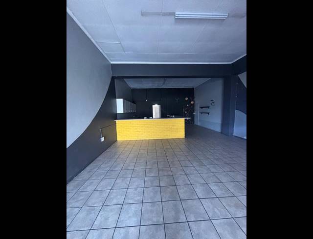 BUSINESS PROPERTY TO RENT IN MINNEBRONNE